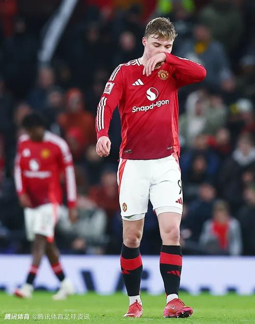 记者:曼联球员和主教练不存在个人恩怨,球员更沮丧的是表现不佳