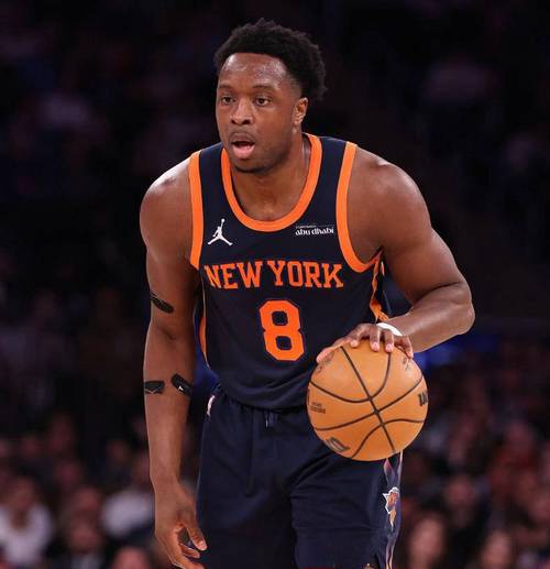 阿努诺比首场季前赛将缺席 米切尔-罗宾逊将担任首发中锋!