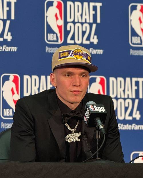 雷迪克：学会了张弛有度 并不是所有人都有科比那样的自我驱动力