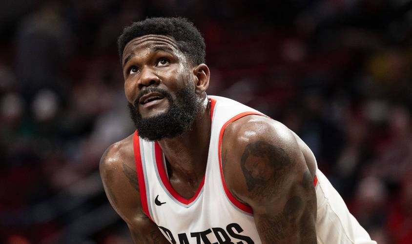 艾顿能为湖人带来什么?布克:我想 我们只能拭目以待