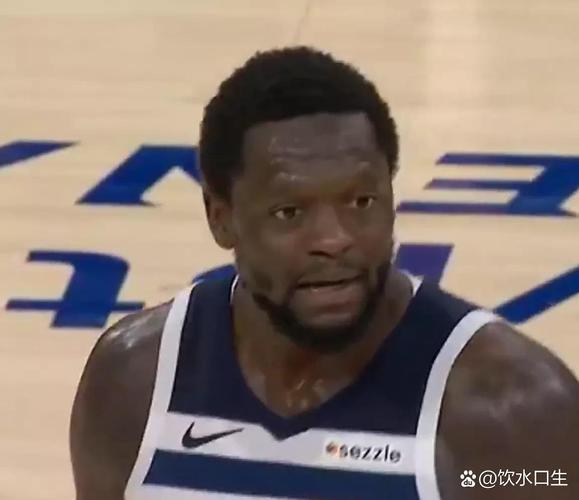 稳定发挥!兰德尔半场11中6拿下14分4板1助1断