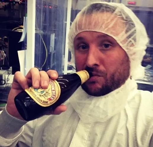 记者:刘易斯家族给热刺的1亿英镑注资只是首期投资,后续还有