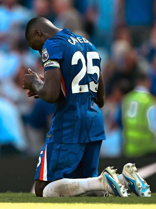 23-24赛季以来凯塞多抢断200+并且拦截100+，英超同期唯一