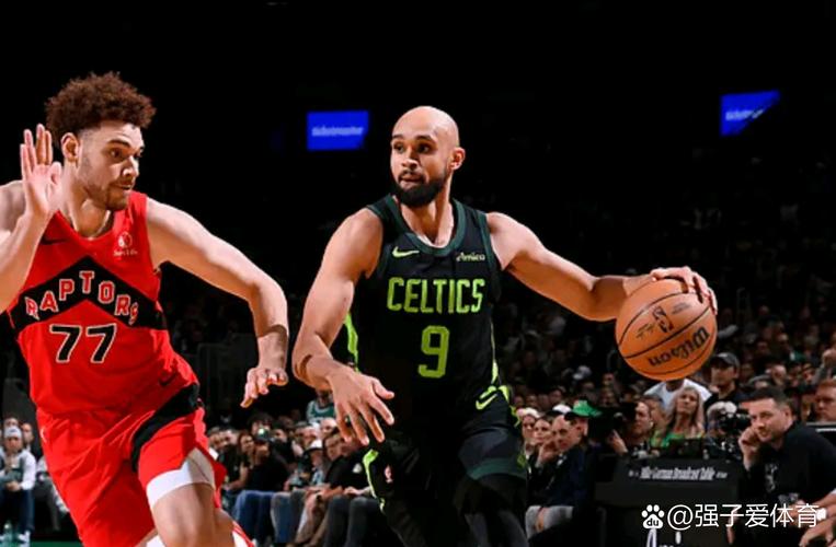 有点危险！小卡反击一条龙遭遇霍勒迪犯规 上篮被带倒拍在地上