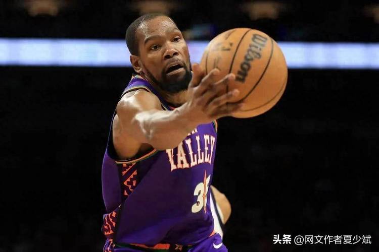 杜兰特:我对奥科吉了如指掌 他全程都能给队友提供支持