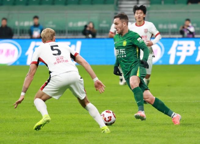 记者：国安明天下午进行适应场地训练，拉米罗、塞鸟出席发布会