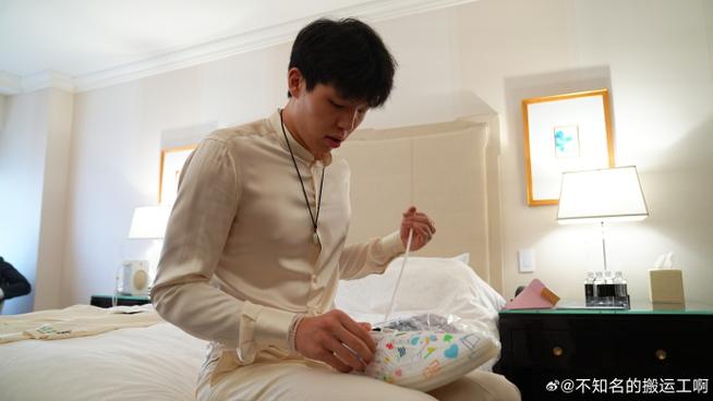 媒体人谈杨瀚森:开头菜不怕关键看到成长 中锋成长缓慢要有耐心