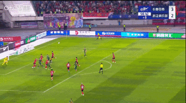 天外流星贯长虹🌠王燊超已入4球，追平个人中超单一赛季纪录