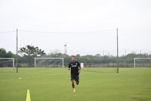 布翁乔尔诺：那不勒斯在防守端做得不错，但我们需进球才能赢比赛