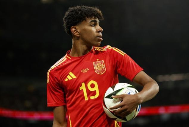 马卡:巴萨安排亚马尔治疗是临时决定,他们第一时间通知过西班牙